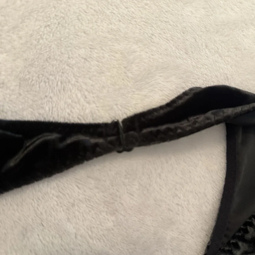 Victoria Secret Black‎ Velvet Whimsigoth Sexy Deep V Plunge Thong Bodysuit XS/S